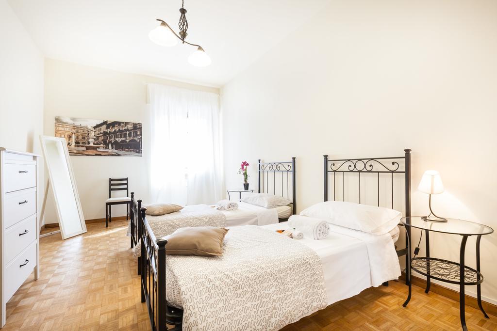 B&B Happiness - City Center Verona Kültér fotó